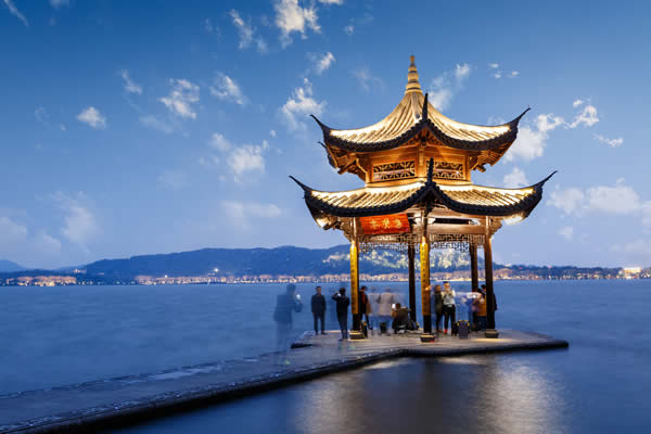 About Buer China Travel 