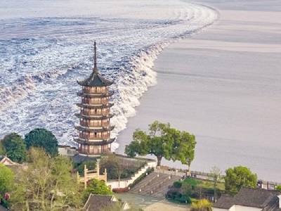 The Confluence of Yanguan Ancient City and the Qiantang River During Haining Day Tour from Hangzhou