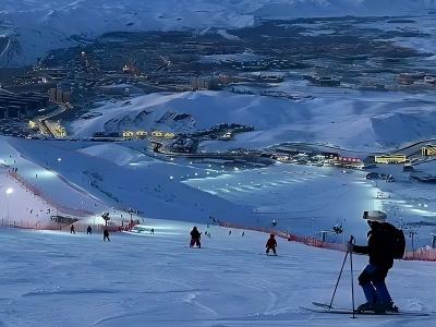Panoramic view of Moganshan Daming Mountain Ski Resort
