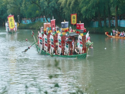 西溪湿地划龙舟.jpg
