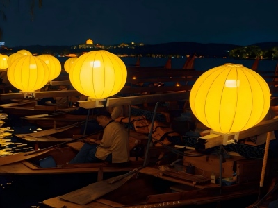 西湖中秋.jpg