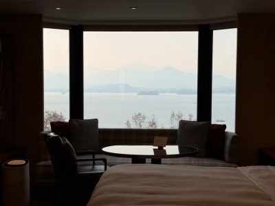 West Lake View Room at Hangzhou Grand Hyatt Hotel.jpg